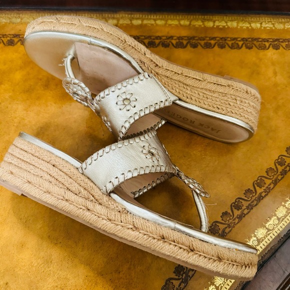 JACK ROGERS JACKS Jute Wrapped MID WEDGE Gold Leather Thong Sandals Sz 9 - Picture 5 of 15